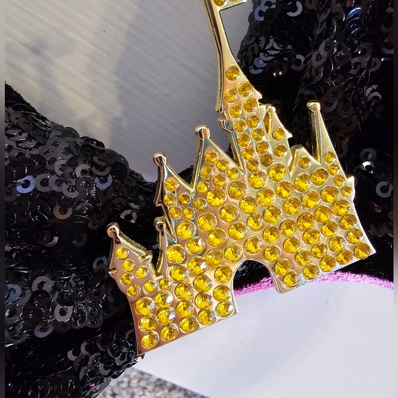 ✨ DISNEY PARKS ✨ Mickey Ears: Fantasyland Castle Fireworks - Picture 7 of 12